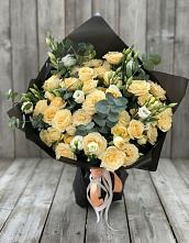 Букет цветов из:  Розы и Лизиантусы #REPLACE_PRED# Вознесеновском