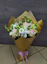 Букет цветов из:  Розы и Лизиантусы #REPLACE_PRED# Вознесеновском
