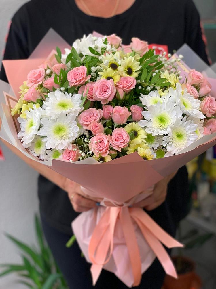 Букет цветов из: Розы и Хризантемы в Вознесеновском