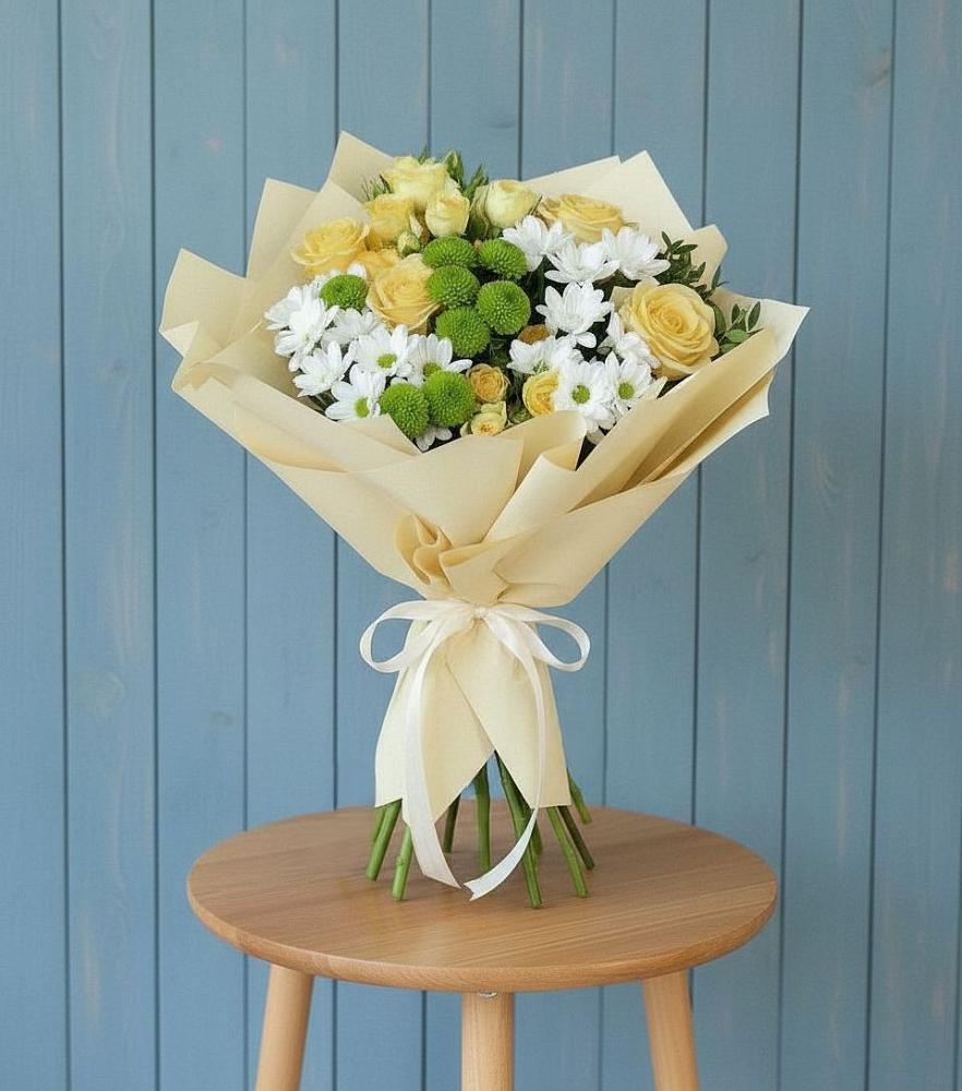 Букет цветов из: Хризантемы и Розы в Вознесеновском