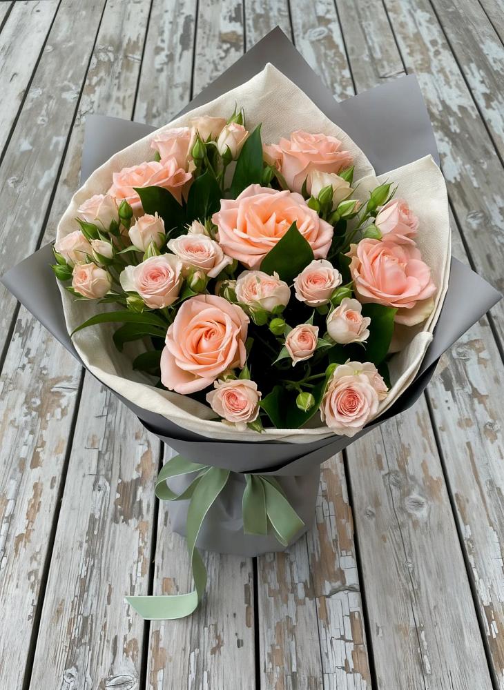 Букет цветов из: Розы в Вознесеновском
