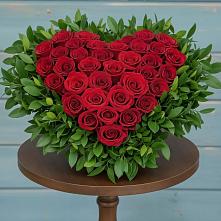 Цветочная композиция из Розы в виде сердца в Вознесеновском