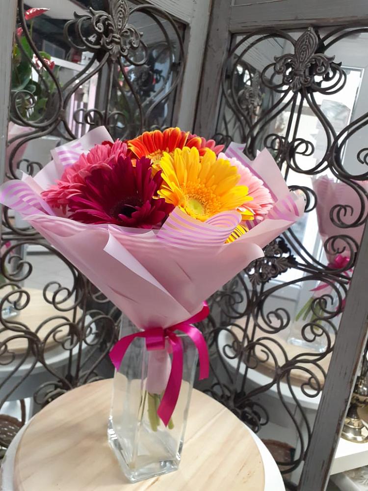 Букет цветов из: Герберы в Вознесеновском