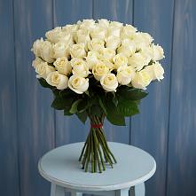 Букет 51 Белая роза Эдлесс Лав в Вознесеновском