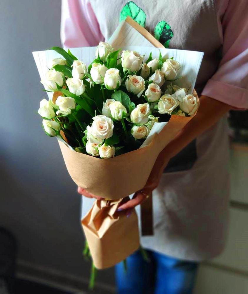 Букет цветов из: Розы в Вознесеновском