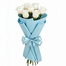 Букет 7 белых роз Проуд в Вознесеновском