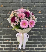 Букет цветов из:  Герберы и Хризантемы в Вознесеновском