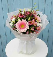 Букет цветов из:  Герберы, Альстромерии и Лизиантусы #REPLACE_PRED# Вознесеновском